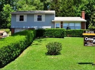 4079 Thompson Rd, Lafayette Hill, PA 19444