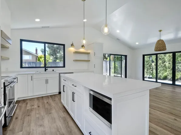 3004 Segovia Way, Carlsbad, CA 92009