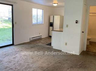 2704 S 256th Pl APT B, Kent, WA 98032