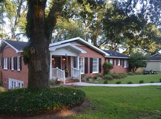 8 Spring Hill Ct, Mobile, AL 36608