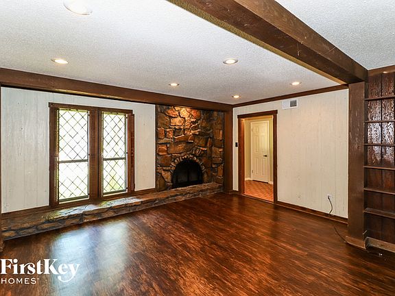 3rd image of 8583 Grandbury Pl