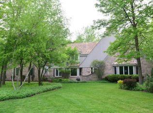 10813 N Beechwood Dr, Mequon, WI 53092