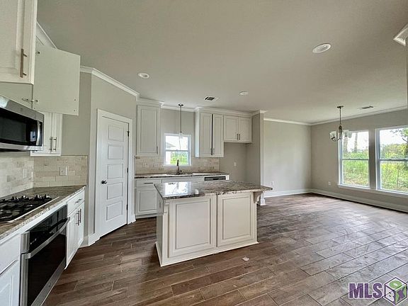 5th image of 14015 Cypress Landing Dr