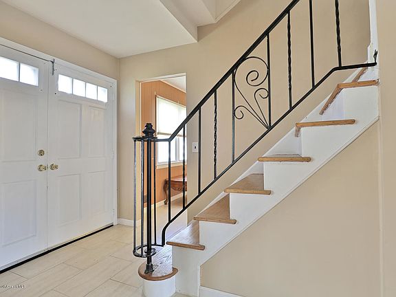 2nd image of 714 Dow Ave