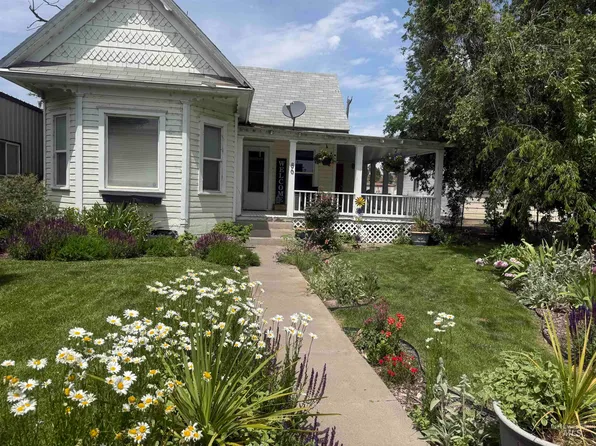 86 W 1st Ave, Glenns Ferry, ID 83623