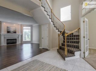 11208 W 140th Pl, Overland Park, KS 66221