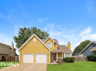 16110 Spring Valley Rd, Belton, MO 64012
