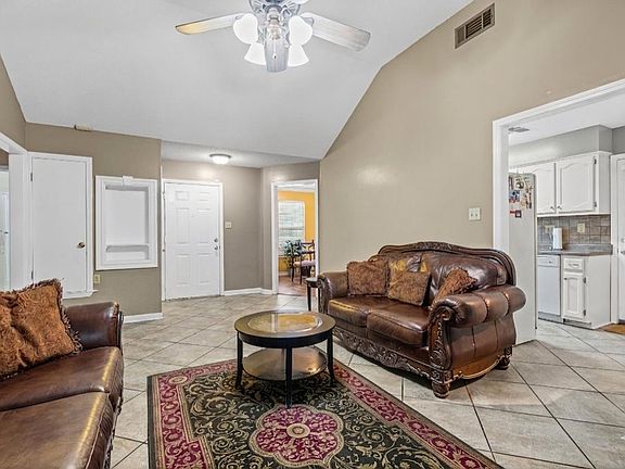 3rd image of 7788 Reese Rd