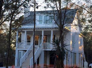 1445 Periwinkle Dr, Mount Pleasant, SC 29466