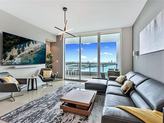 2nd image of 900 Biscayne Blvd APT 3109