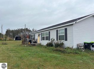 2882 School Rd, Petoskey, MI 49770