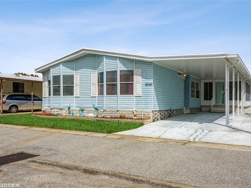 1st image of 66 Pelican Dr S