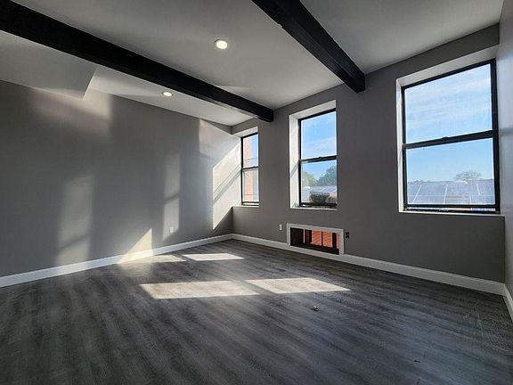 5th image of 69 Sparta Ave #319