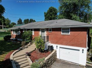 321 Atlas Rd, South Charleston, WV 25309