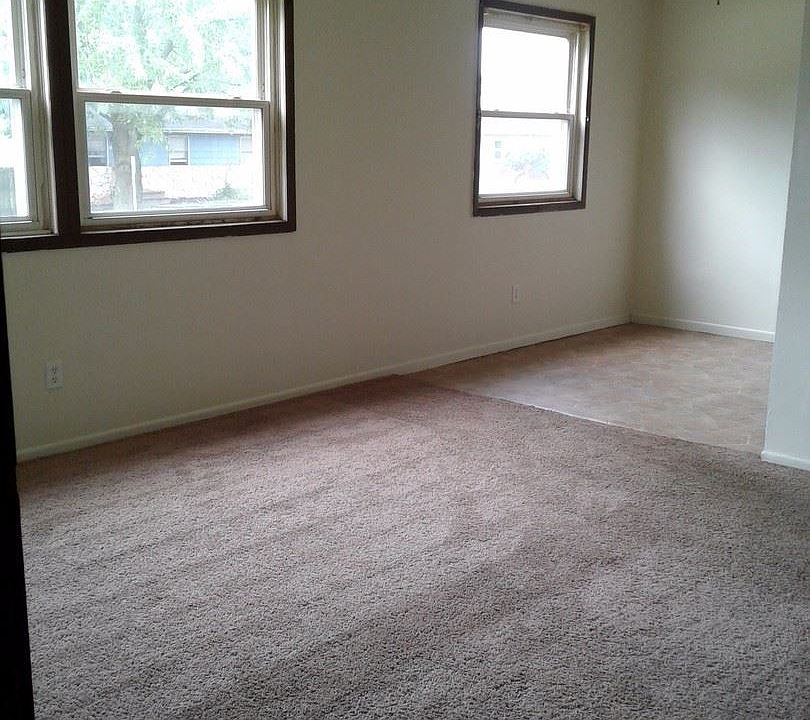 1st image of 628 W 63rd St APT 3
