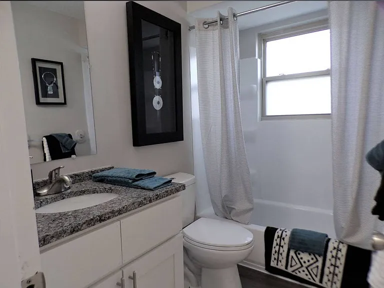 Onyx at 67 — Photo 3