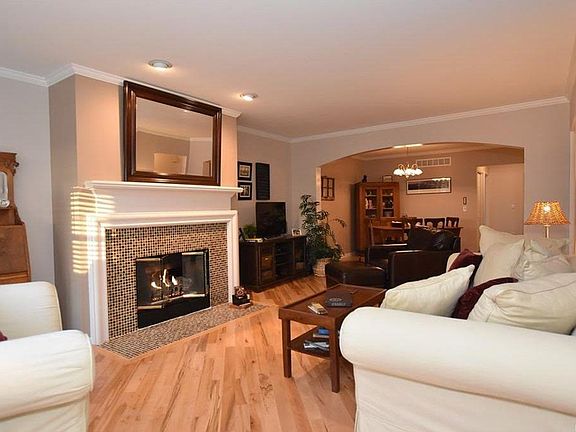 4th image of 1439 S Washington Ave #43
