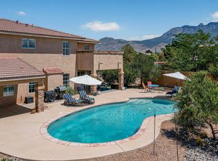 9154 Oakland Ave NE, Albuquerque, NM 87122