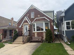 4918 W Winnemac Ave, Chicago, IL 60630
