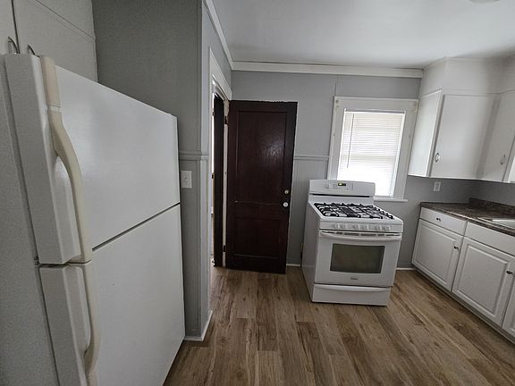 5th image of 1230 Miner St