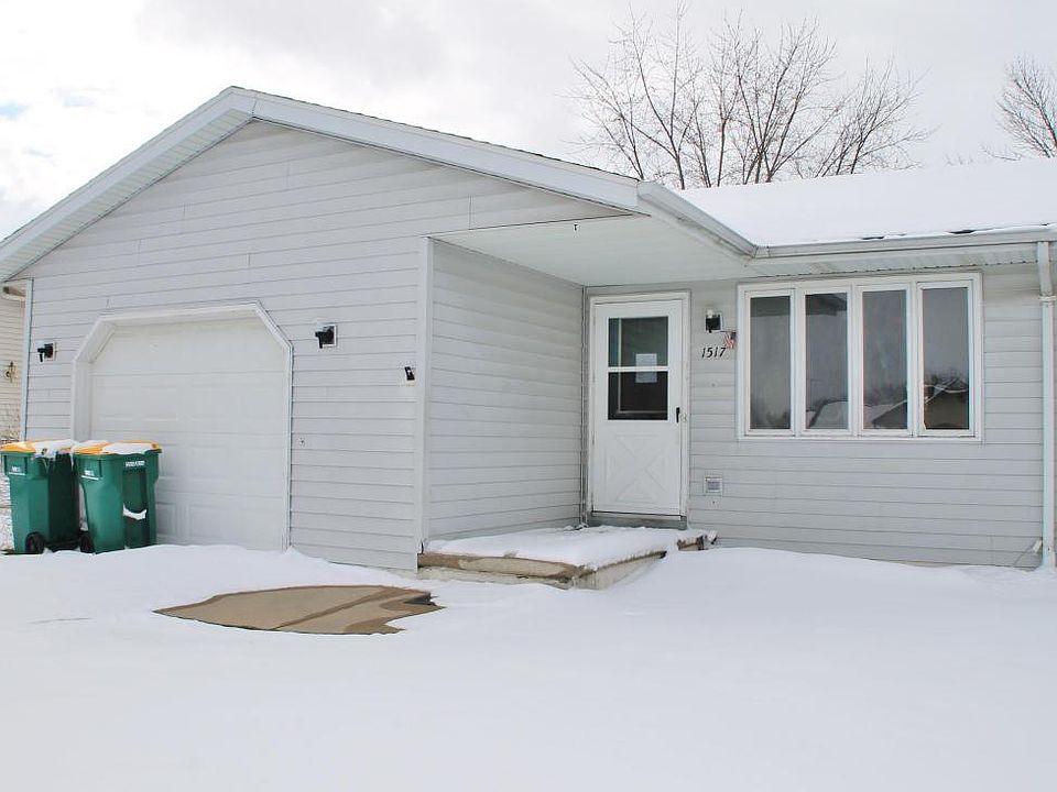 1st image of 1517 Fairlawn Ave