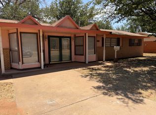 1106 S Lons St, Brownfield, TX 79316