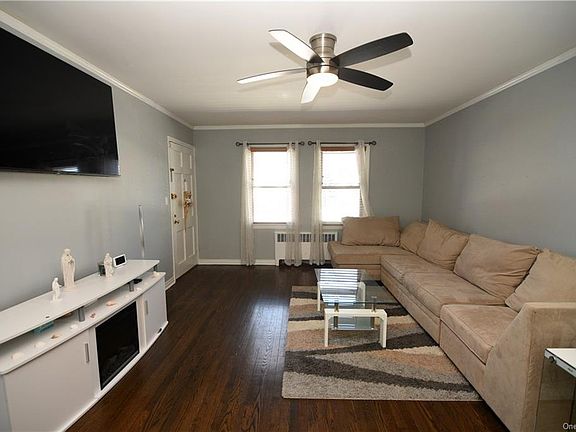 5th image of 8 Hendrick Ln APT 41A