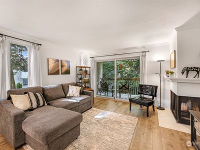 17002 NE 80th Street UNIT C10, Redmond, WA, 98052