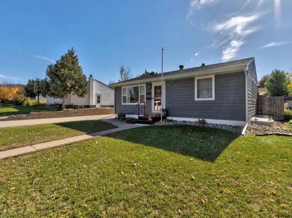 2731 W Saint Anne St, Rapid City, SD 57702
