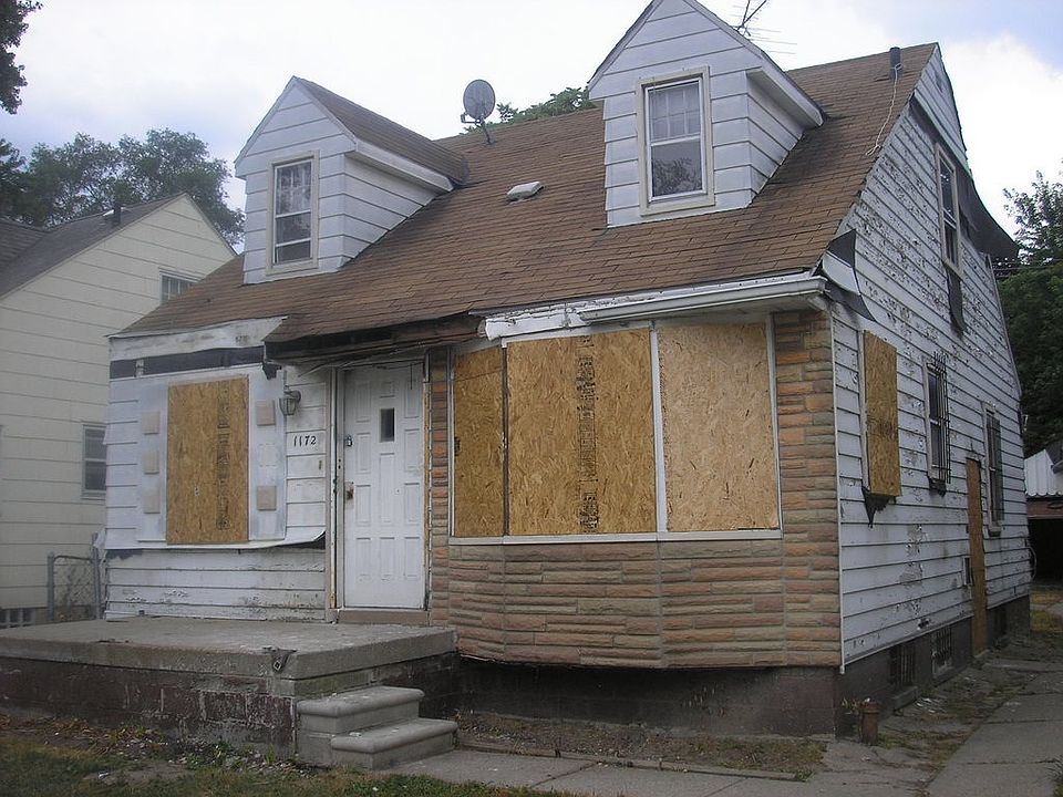 1st image of 11721 Auburn St
