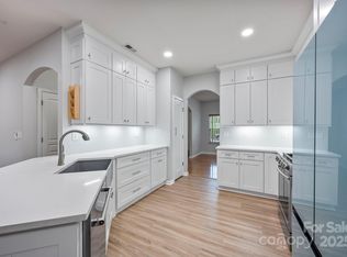 8731 Westwind Point Dr, Cornelius, NC 28031