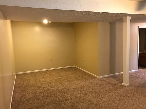 5th image of 125 Wells Ct