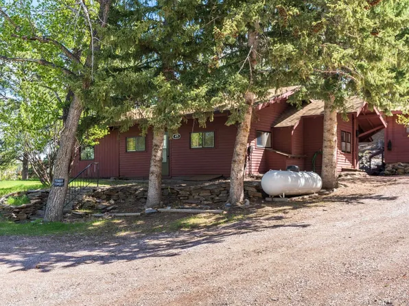 475 Gordon St, Custer, SD 57730