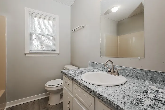 102 Totem Ct — Photo 9