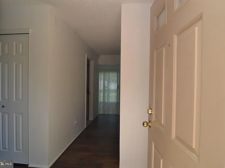 4004 Adelaide Dr — Photo 3