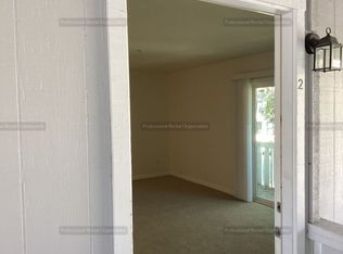 445 S E St #2, Santa Rosa, CA 95404