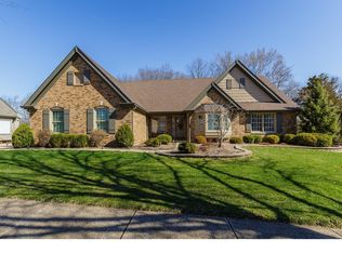 554 Autumn Oaks Dr, Ballwin, MO 63021