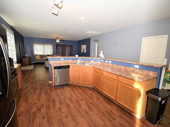 3rd image of 11038 W Willow Field Dr