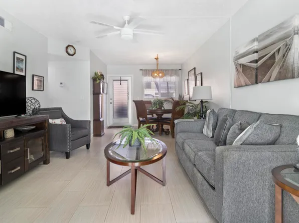 2121 NE 1st Court #104, Boynton Beach, FL 33435