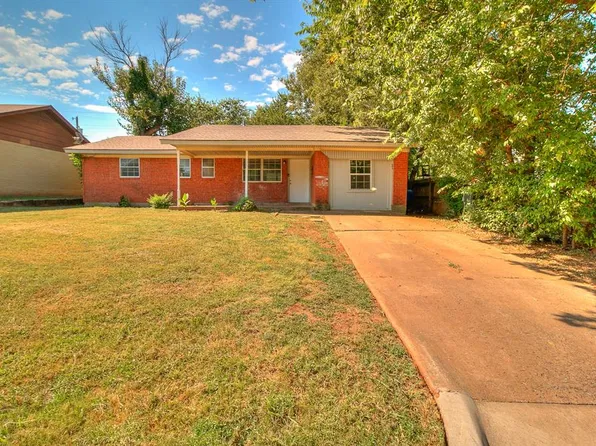 904 Hunting Horse Trl, Norman, OK 73071