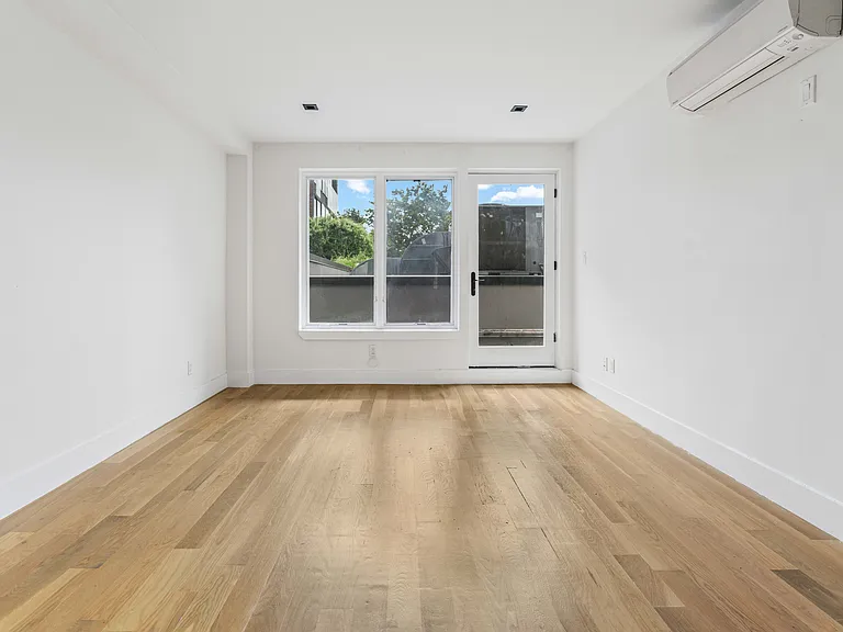 161 Court St #4 — Photo 8