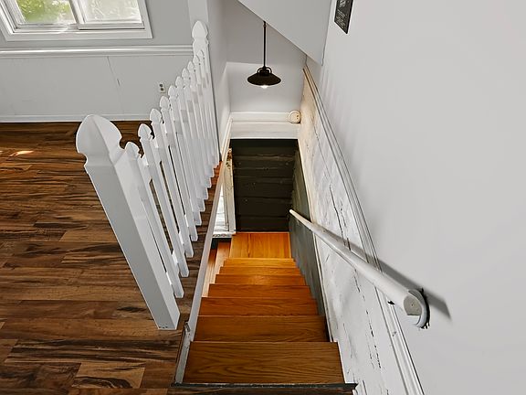 42nd image of 514 Whippoorwill Ln