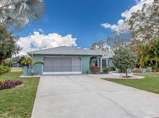 2227 Pineland Dr, Englewood, FL 34223