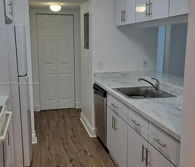 15770 SW 106th Ter #104 — Photo 8