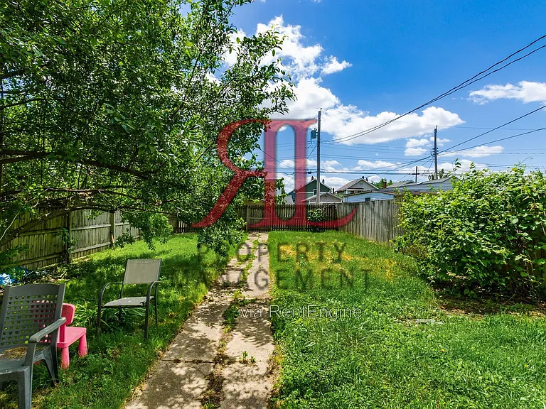 247 E Jenkins Ave — Photo 24