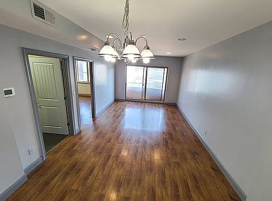 1st image of 2828 W 16th St APT 2B