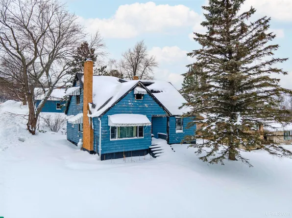 201 N 9th Ave, Iron River, MI 49935