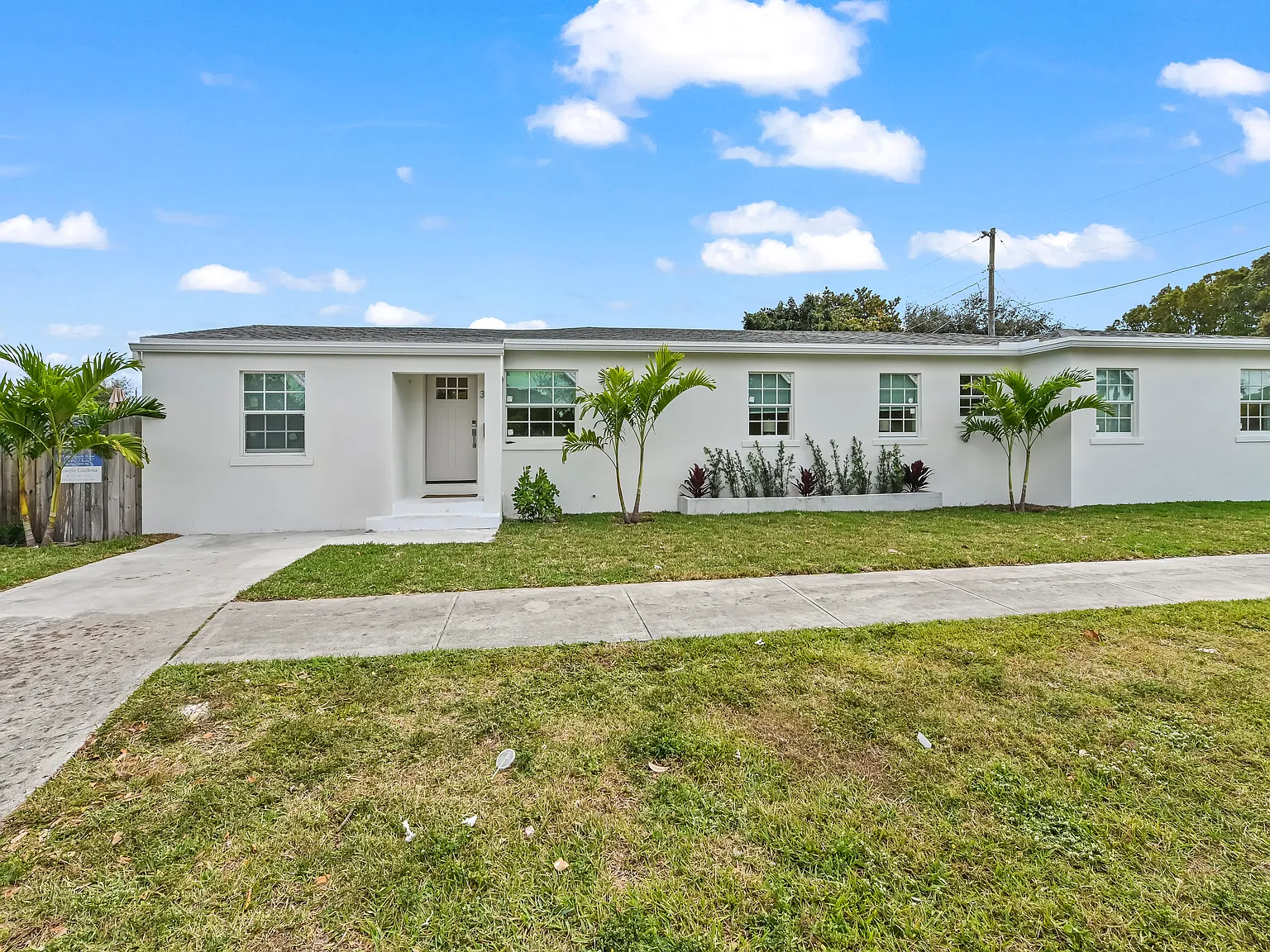 4 bed, 1986 sqft, $5,500 — Photo 2