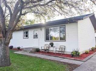 139 Bender Ln, Harwood, ND 58042
