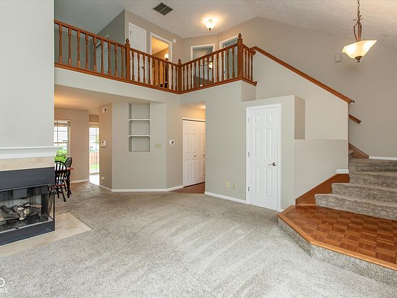 4th image of 11051 Oakridge Dr